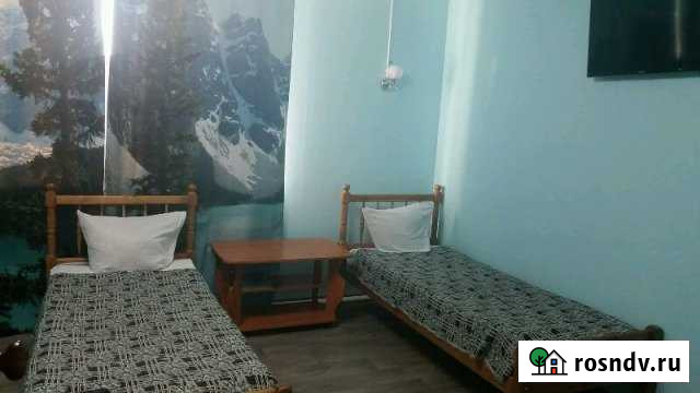 Комната 16 м² в 4-ком. кв., 1/1 эт. в аренду посуточно в Салехарде Салехард - изображение 1