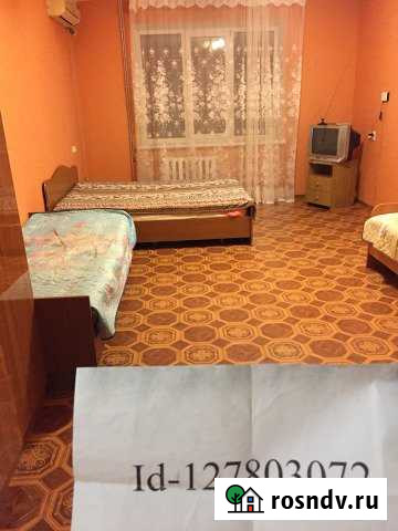 1-комнатная квартира, 50 м², 5/6 эт. в аренду посуточно в Ейске Ейск - изображение 1