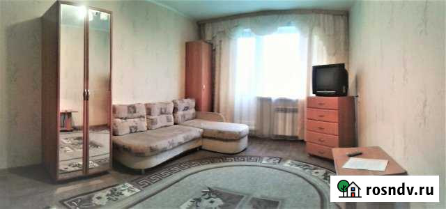 1-комнатная квартира, 35 м², 4/5 эт. в аренду посуточно в Каменске-Уральском Каменск-Уральский - изображение 1