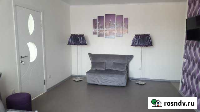 2-комнатная квартира, 56 м², 3/4 эт. в аренду посуточно в Ейске Ейск - изображение 1