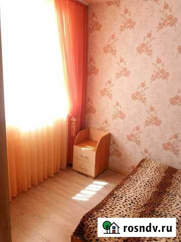 3-комнатная квартира, 39 м², 1/4 эт. в аренду посуточно в Яровом Яровое - изображение 1