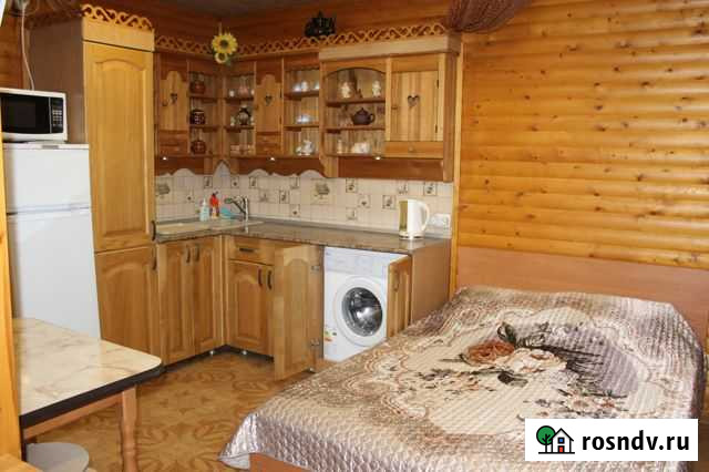 Комната 14 м² в 1-ком. кв., 1/2 эт. в аренду посуточно в Кабардинке Кабардинка - изображение 1