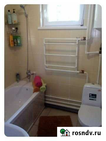 Комната 25 м² в 2-ком. кв., 1/1 эт. в аренду посуточно в Мужах Мужи - изображение 1