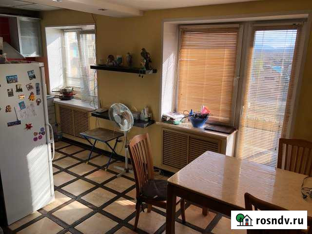 3-комнатная квартира, 58 м², 4/5 эт. на продажу в Нижнеудинске Нижнеудинск - изображение 1