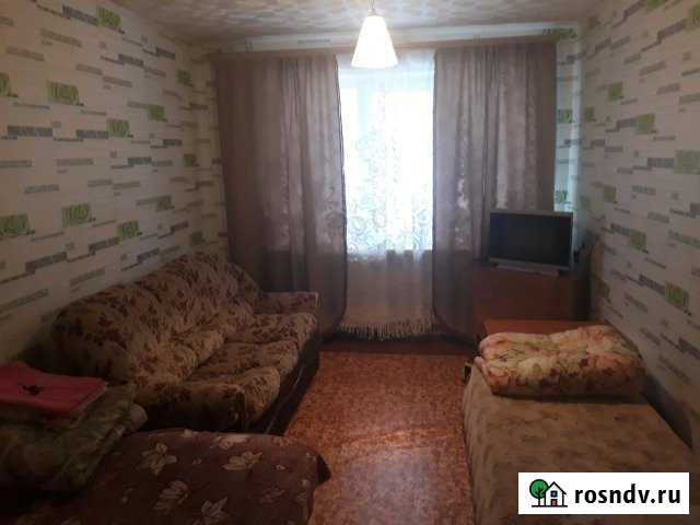 2-комнатная квартира, 54 м², 1/5 эт. в аренду посуточно в Березниках Березники - изображение 1