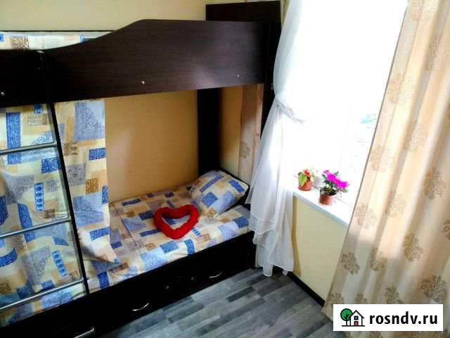 Комната 27 м² в 3-ком. кв., 1/2 эт. в аренду посуточно в Симферополе Симферополь - изображение 1