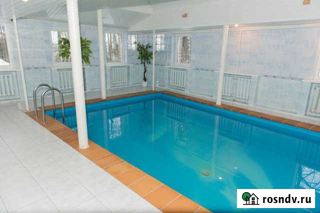 Коттедж 450 м² на участке 40 сот. в аренду посуточно в Горках-10  Горки-10 - изображение 1