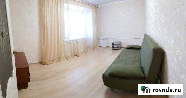 2-комнатная квартира, 50 м², 2/4 эт. в аренду посуточно в Соль-Илецке Соль-Илецк - изображение 1