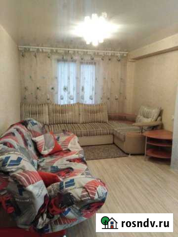 1-комнатная квартира, 35 м², 5/5 эт. в аренду посуточно в Лесосибирске Лесосибирск - изображение 1