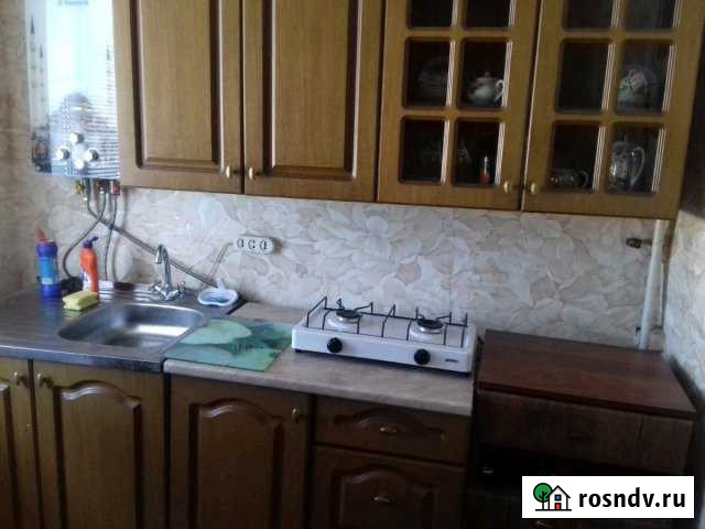 2-комнатная квартира, 60 м², 3/5 эт. в аренду посуточно в Избербаше Избербаш - изображение 1