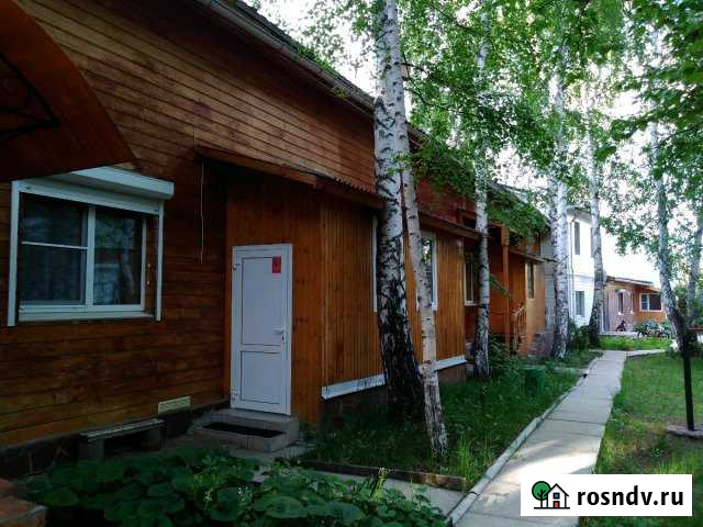 Таунхаус 85 м² на участке 150 сот. в аренду посуточно в Магнитогорске Магнитогорск - изображение 1