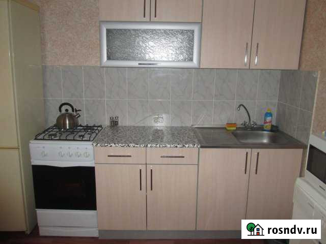 1-комнатная квартира, 34 м², 10/10 эт. в аренду посуточно в Волжском Волгоградской области Волжский - изображение 1