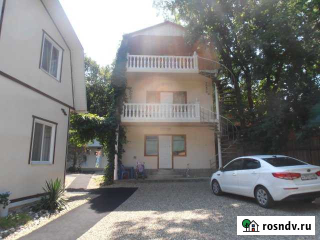 Коттедж 41 м² на участке 5 сот. в аренду посуточно в Кабардинке Кабардинка - изображение 1