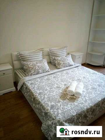 3-комнатная квартира, 80 м², 2/4 эт. в аренду посуточно в Тольятти Тольятти - изображение 1