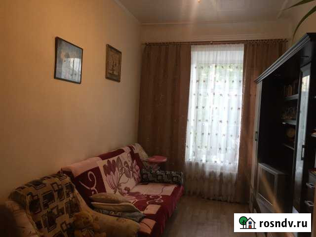 Комната 29 м² в 6-ком. кв., 2/2 эт. на продажу в Гатчине Гатчина - изображение 1