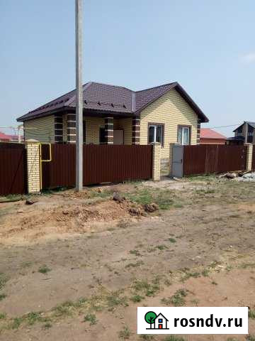 Коттедж 110 м² на участке 5 сот. на продажу в Кинеле Кинель - изображение 1