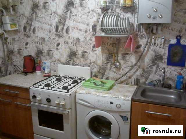 3-комнатная квартира, 56 м², 1/3 эт. в аренду посуточно в Ахтубинске Ахтубинск - изображение 1