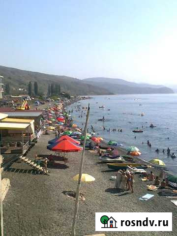 Таунхаус 80 м² на участке 1 сот. в аренду посуточно в Алуште Алушта - изображение 1