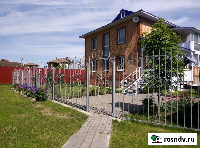 Дом 200 м² на участке 10 сот. в аренду посуточно в Калуге Калуга - изображение 1