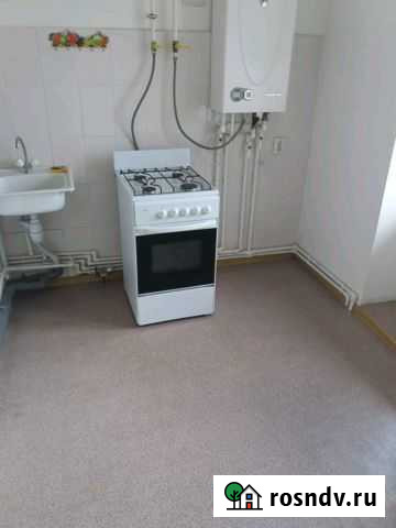 1-комнатная квартира, 32 м², 2/5 эт. в аренду на длительный срок в Шахтах Шахты - изображение 1