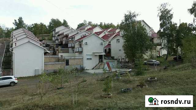 Таунхаус 50 м² на участке 3 сот. в аренду посуточно в Магнитогорске Магнитогорск - изображение 1