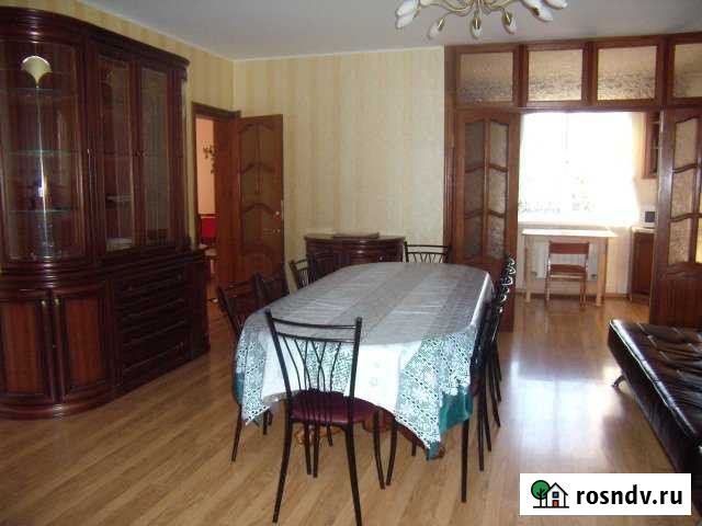 Коттедж 280 м² на участке 9 сот. в аренду посуточно в Воронеже Воронеж - изображение 1