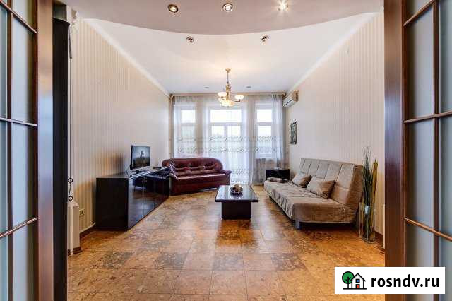 3-комнатная квартира, 120 м², 4/6 эт. в аренду посуточно в Санкт-Петербурге Санкт-Петербург - изображение 1