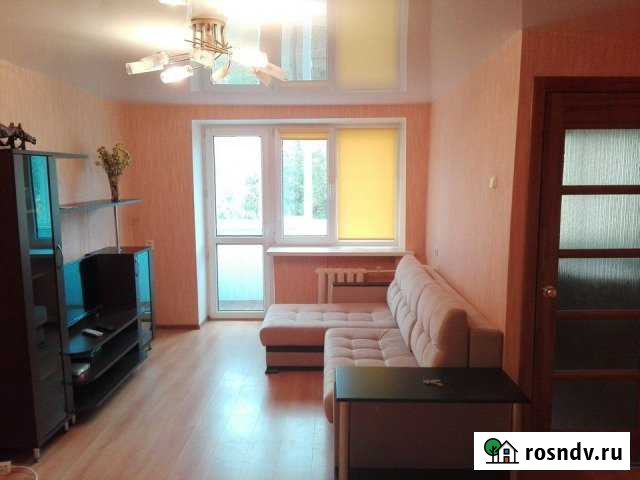 3-комнатная квартира, 60 м², 2/4 эт. в аренду посуточно в Ахтубинске Ахтубинск - изображение 1