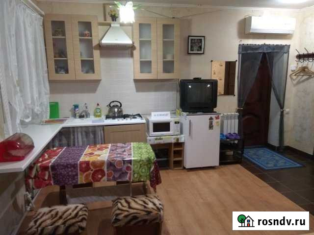 Дом 36 м² на участке 2 сот. в аренду посуточно в Горячем Ключе Горячий Ключ - изображение 1