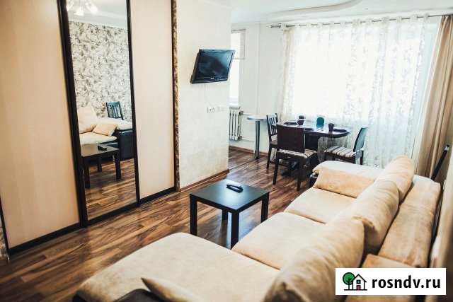 3-комнатная квартира, 60 м², 4/5 эт. в аренду посуточно в Новокузнецке Новокузнецк - изображение 1