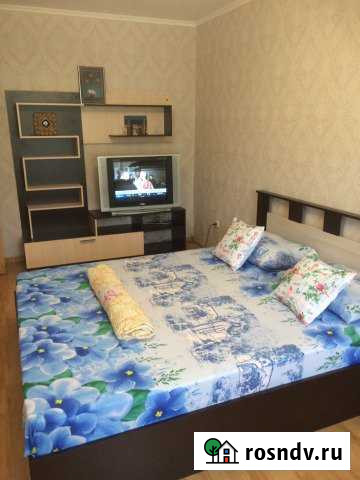 2-комнатная квартира, 42 м², 3/5 эт. в аренду посуточно в Черкесске Черкесск - изображение 1