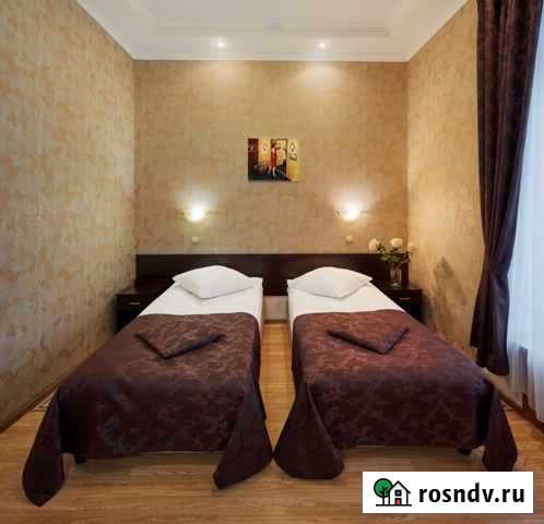 Комната 12 м² в 2-ком. кв., 3/3 эт. в аренду посуточно в Волжском Волгоградской области Волжский - изображение 1