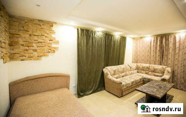 2-комнатная квартира, 45 м², 2/5 эт. в аренду посуточно в Петрозаводске Петрозаводск - изображение 1