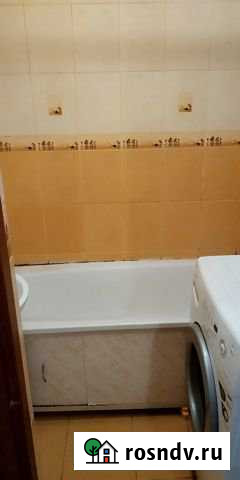 Комната 15 м² в 3-ком. кв., 7/9 эт. в аренду на длительный срок в Калининграде Калининград - изображение 1