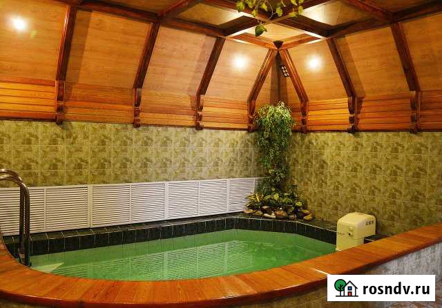 Коттедж 210 м² на участке 2 сот. в аренду посуточно в Саратове Саратов - изображение 1