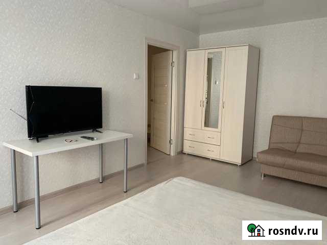 3-комнатная квартира, 70 м², 2/9 эт. в аренду посуточно в Екатеринбурге Екатеринбург - изображение 1