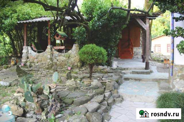 Дом 25 м² на участке 3 сот. в аренду посуточно в Сочи Сочи - изображение 1