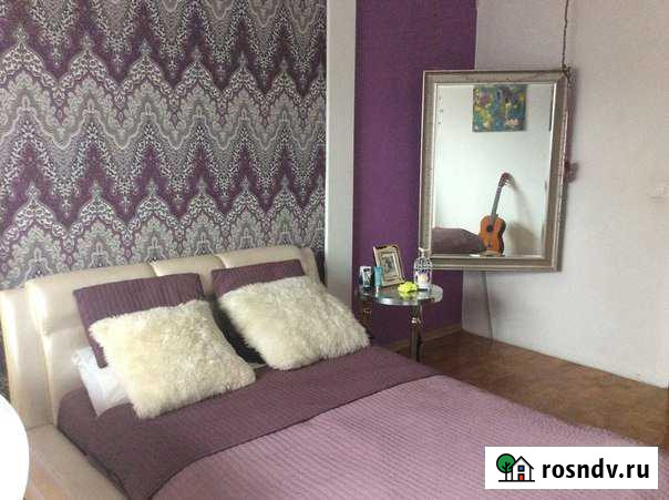 1-комнатная квартира, 45 м², 2/5 эт. в аренду посуточно в Великом Новгороде Великий Новгород - изображение 1