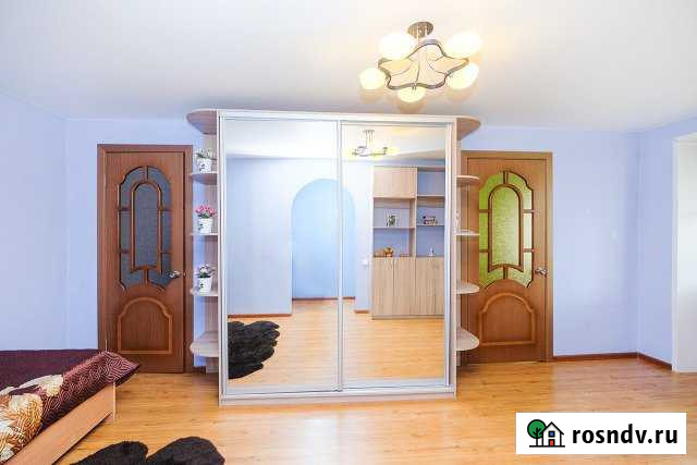 3-комнатная квартира, 57 м², 5/5 эт. в аренду посуточно в Новосибирске Новосибирск - изображение 1