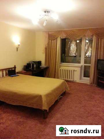 3-комнатная квартира, 91 м², 5/10 эт. в аренду посуточно в Саратове Саратов - изображение 1