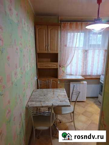 2-комнатная квартира, 48 м², 4/5 эт. в аренду на длительный срок в Шахтах Шахты - изображение 1