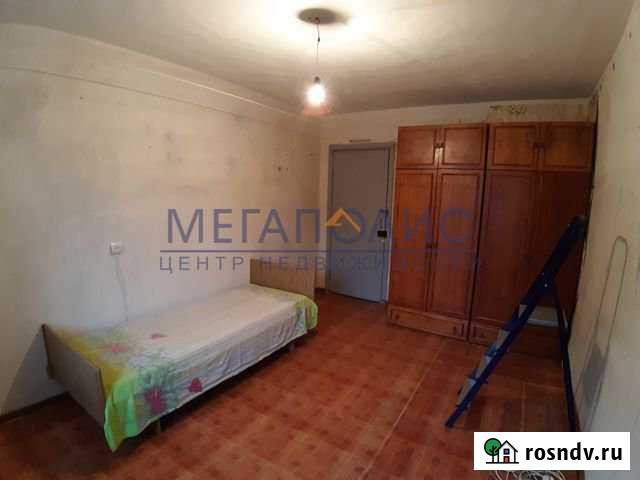 Комната 14 м² в 5-ком. кв., 5/9 эт. на продажу в Балаково Балаково - изображение 1