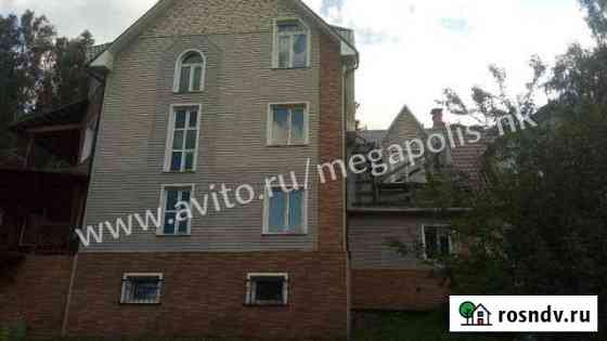 Коттедж 500 м² на участке 15 сот. на продажу в Новокузнецке Новокузнецк