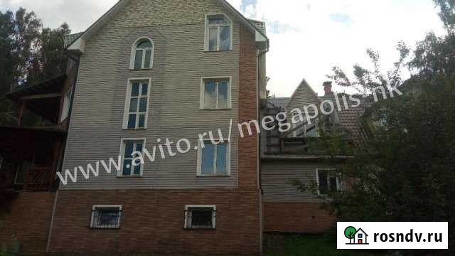 Коттедж 500 м² на участке 15 сот. на продажу в Новокузнецке Новокузнецк - изображение 1