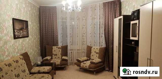 2-комнатная квартира, 70 м², 4/9 эт. в аренду посуточно в Надыме Надым - изображение 1