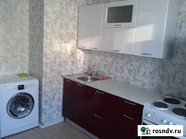 1-комнатная квартира, 38 м², 6/9 эт. в аренду посуточно в Нягани Нягань - изображение 1