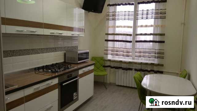 3-комнатная квартира, 75 м², 5/6 эт. в аренду на длительный срок в Астрахани Астрахань - изображение 1