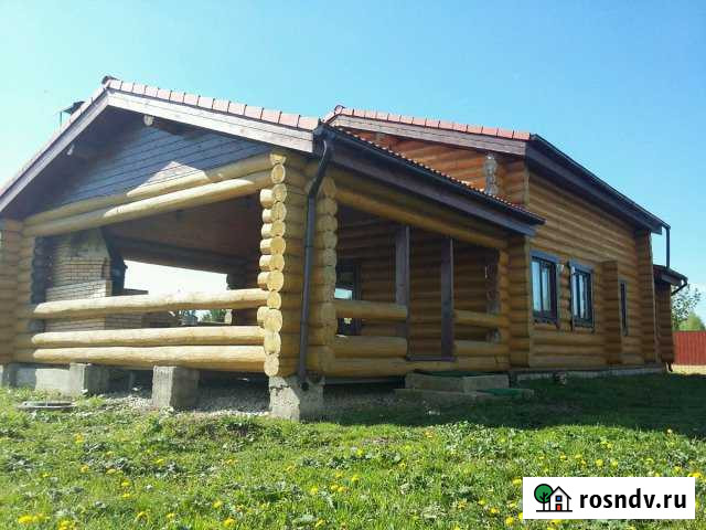 Дом 180 м² на участке 40 сот. в аренду посуточно в Белоoзёрском Белоозёрский - изображение 1