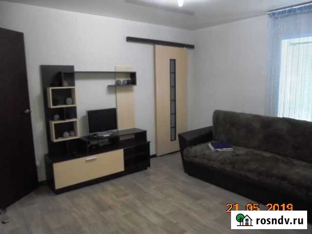 2-комнатная квартира, 40 м², 1/2 эт. в аренду посуточно в Михайловке Волгоградской области Михайловка - изображение 1