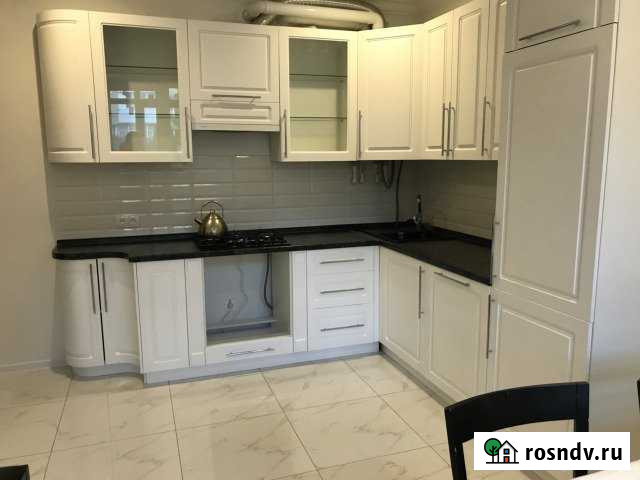 2-комнатная квартира, 75 м², 1/3 эт. в аренду посуточно в Новочеркасске Новочеркасск - изображение 1